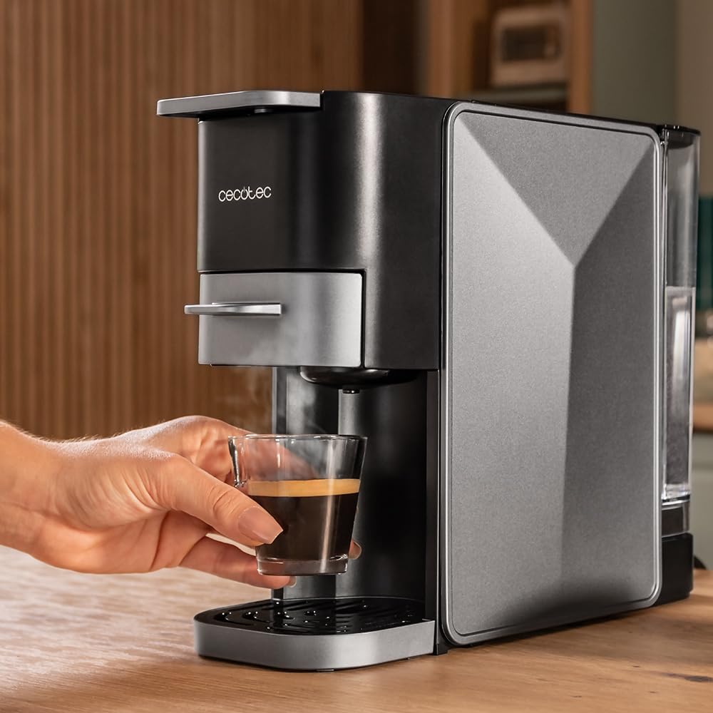 machines à café à capsules FreeStyle Compact White. Cafetière espresso très compacte 4 en 1